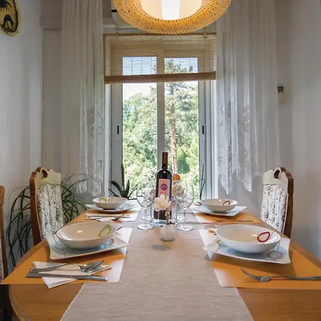Apartment Amazing In *